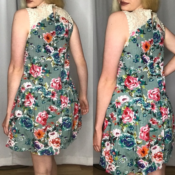 SALE NWT Umgee Boutique Floral Dress S M L - Picture 5 of 6
